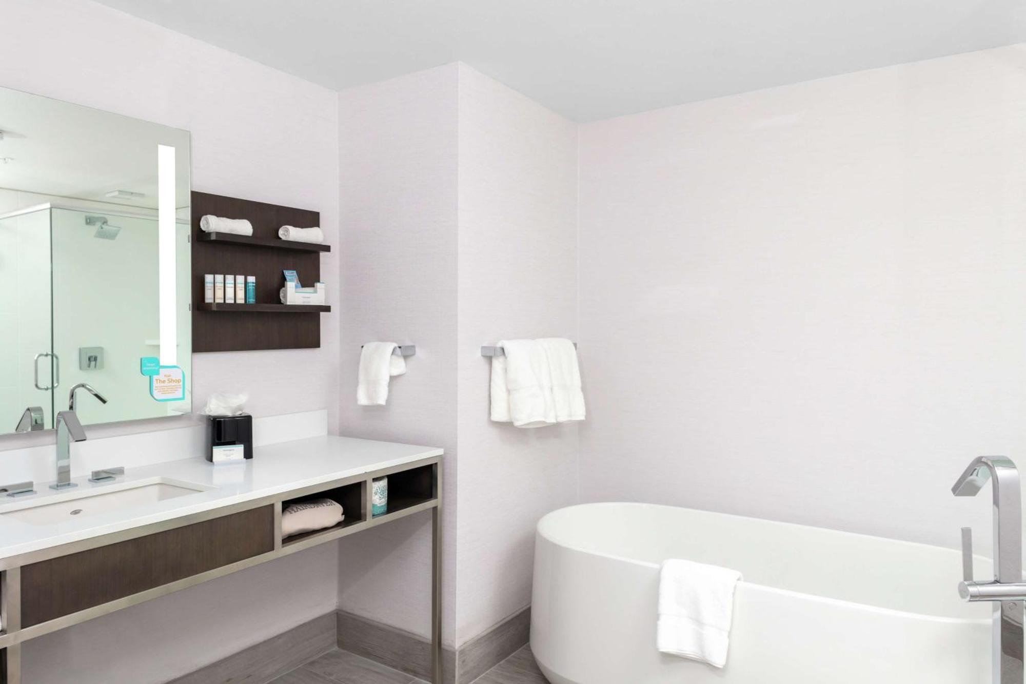 Hilton Garden Inn Denver/Thornton Εξωτερικό φωτογραφία